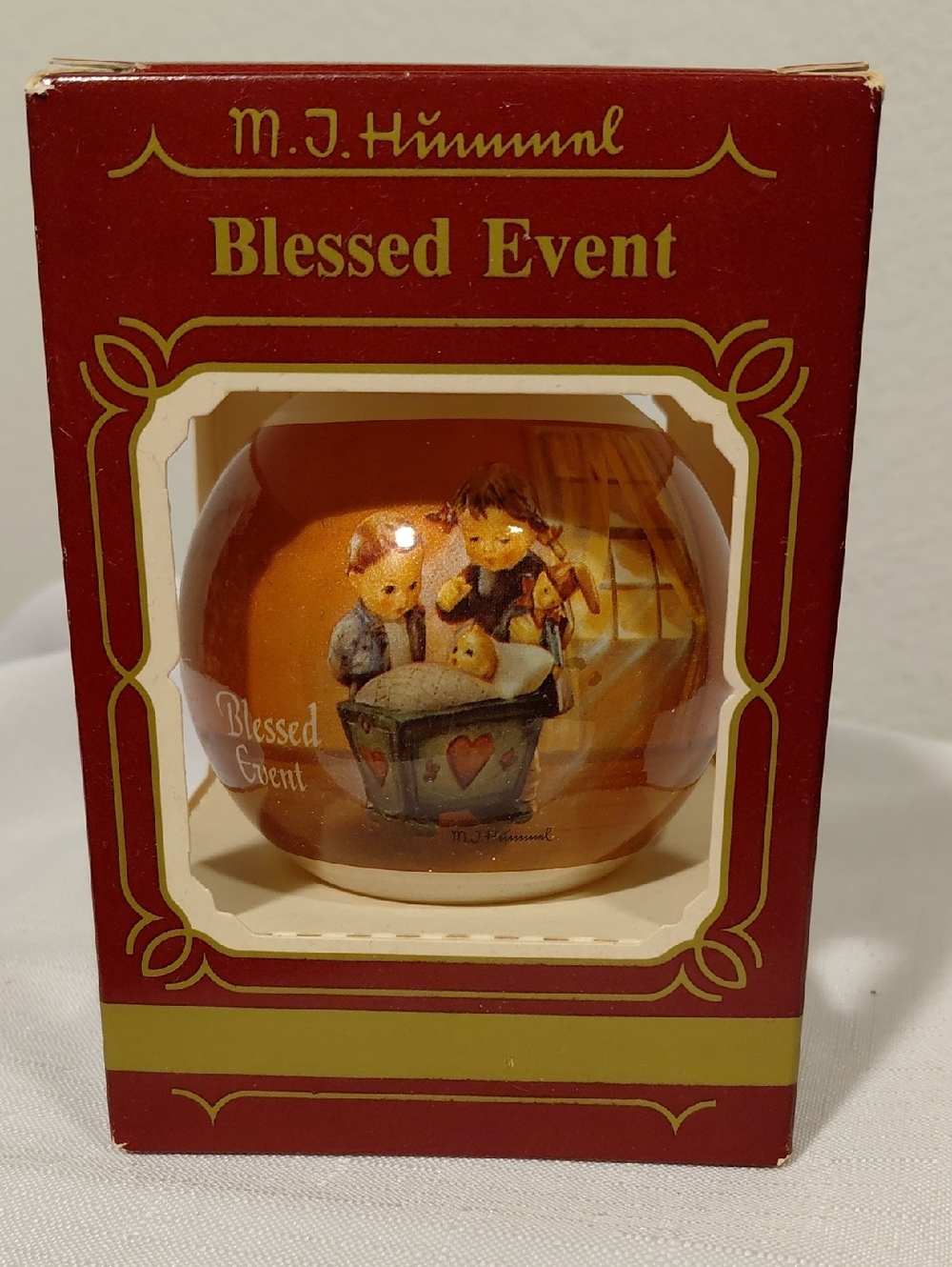 Hummel Blessed Event‎ Christmas Ball Ornament Goebel 1983